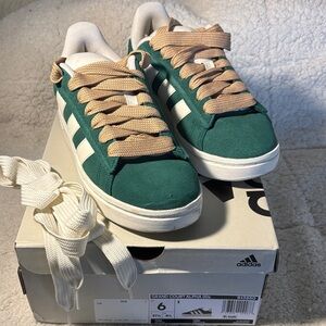 Adidas Women’s Sneakers in Green and White with Tan Laces